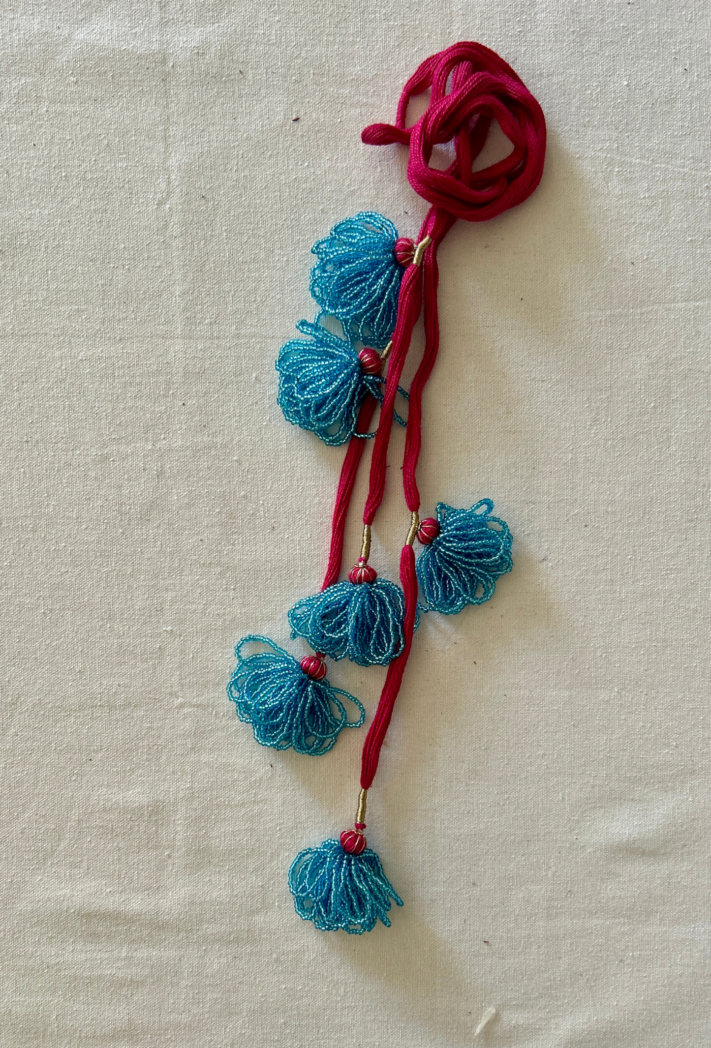 Gulabi Aakash Parandi