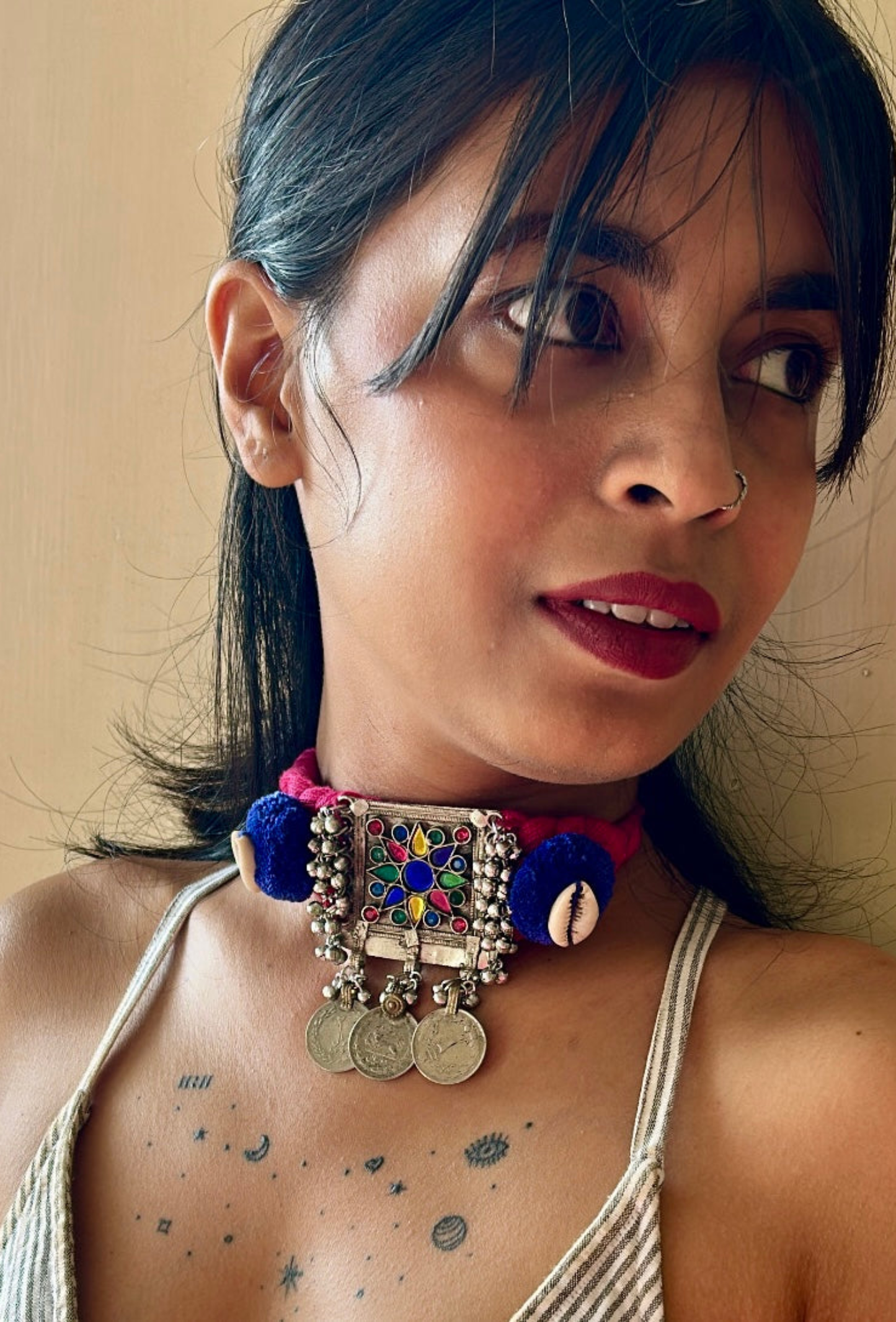 Noorani Choker