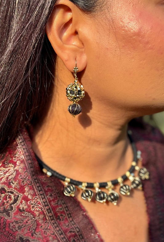 Zari Bindu Earrings