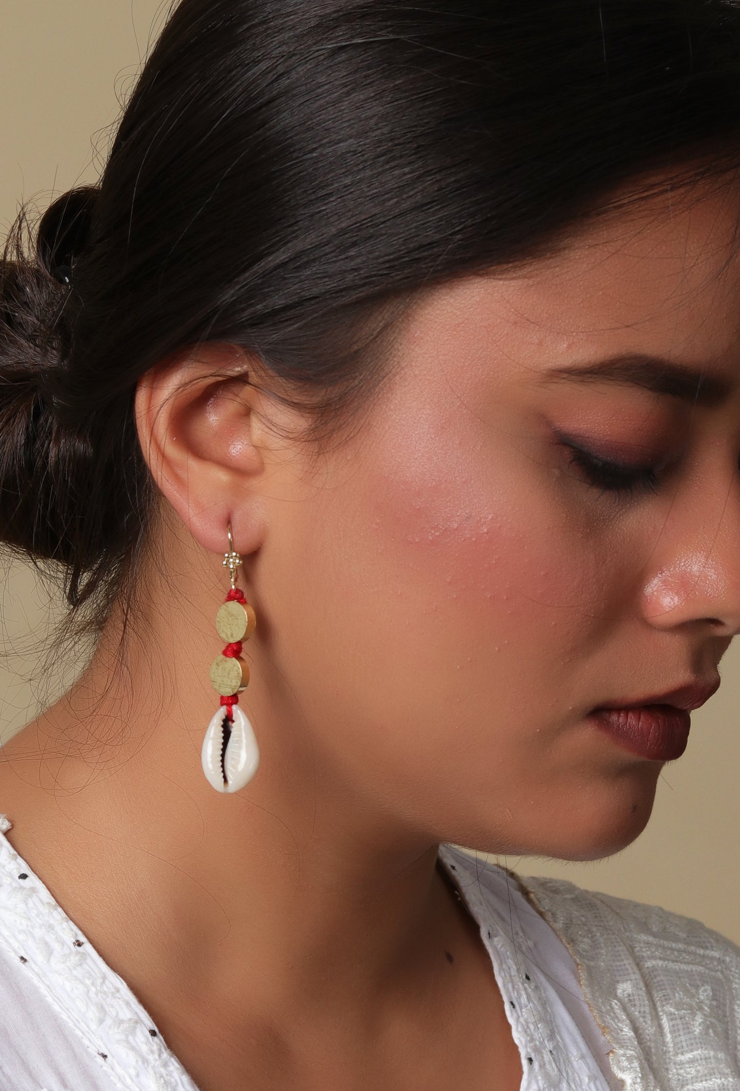 Shankh Red Earrings