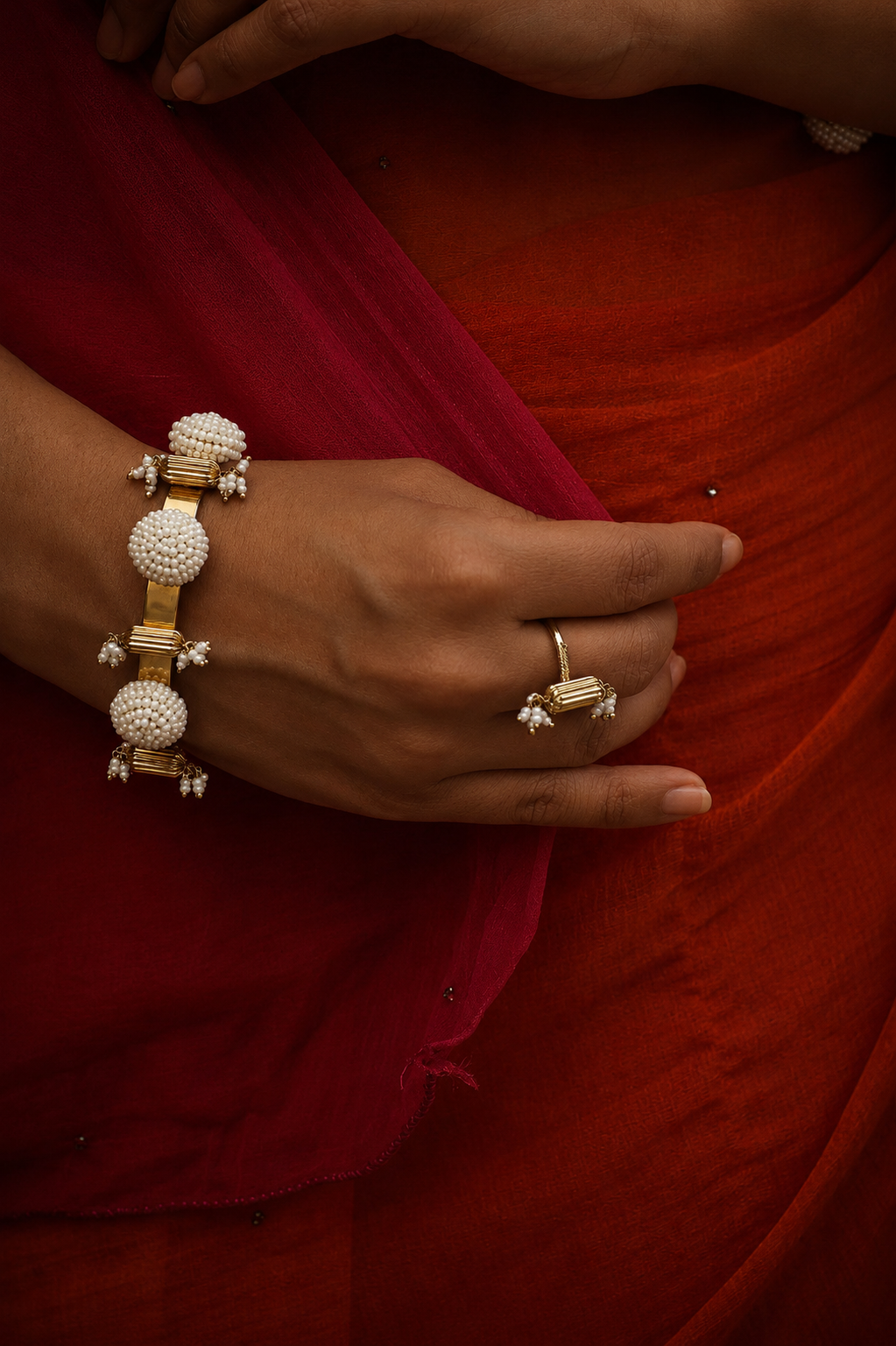 Veena Pearl Bracelet